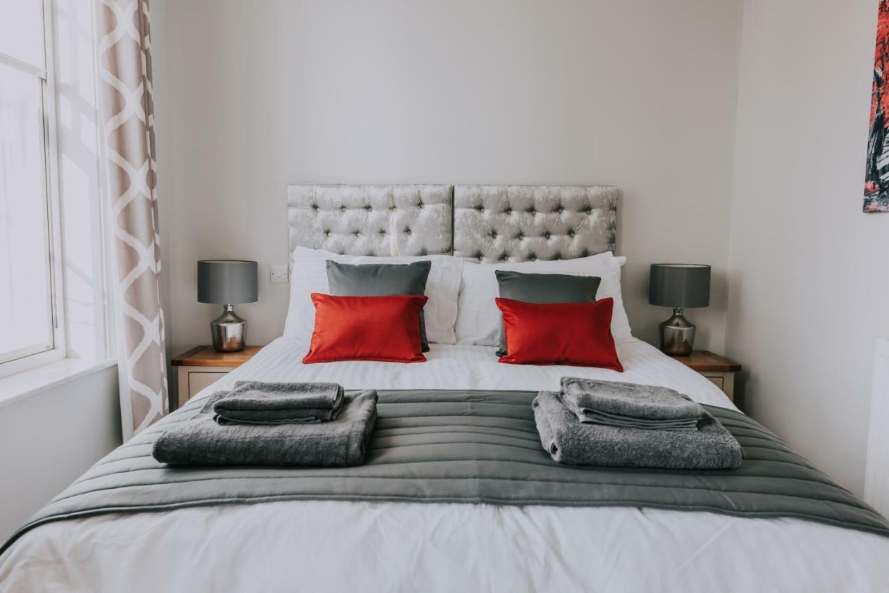 Cavendish House With Secure, Allocated Parking, 2 Mins Walk From Windsor Castle Exterior foto